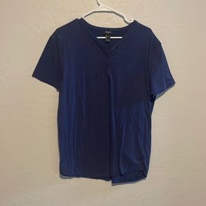 Forever 21 blue t shirt